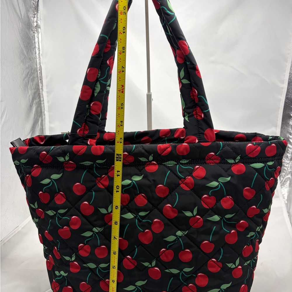 Marc Jacobs Black Cherry Print Quilted Large Tote Bag NwT - Picture 4 of 6